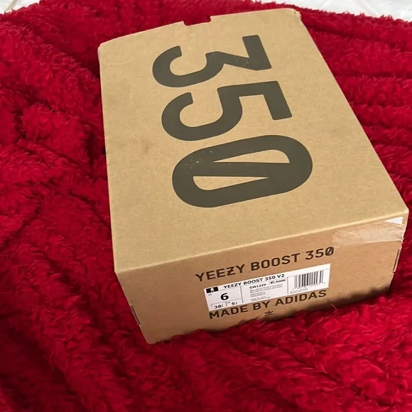 Brand new comes with box got but never wore Ttpd bracelet for sale in us main image 3